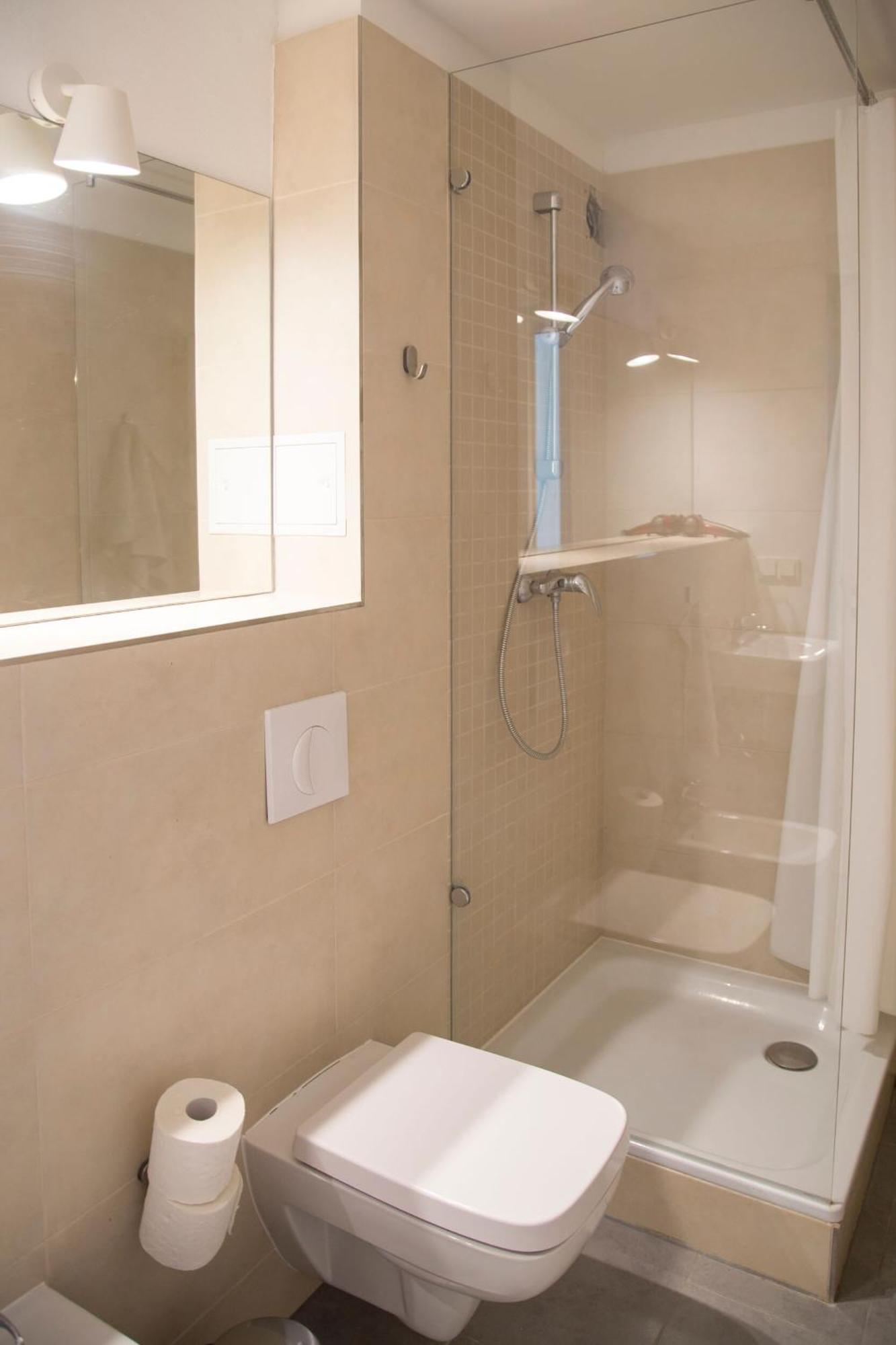 Madflats Hotel-Apartments S-Bahn Friedenau Берлин Номер фото