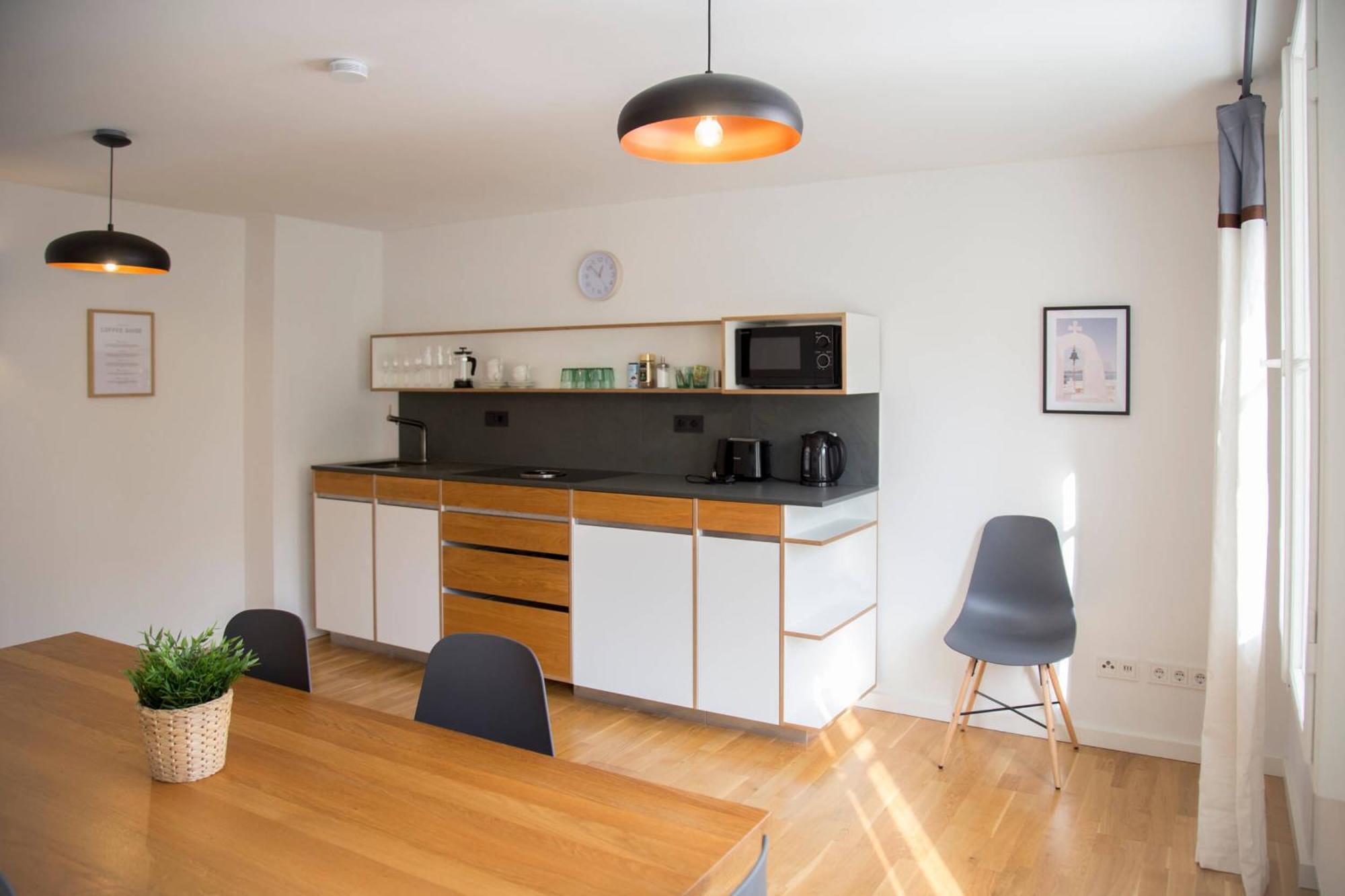 Madflats Hotel-Apartments S-Bahn Friedenau Берлин Номер фото